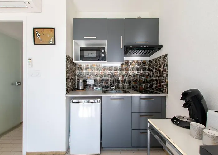 Le Paradis A La * Clim* Parking * Ascenseur *